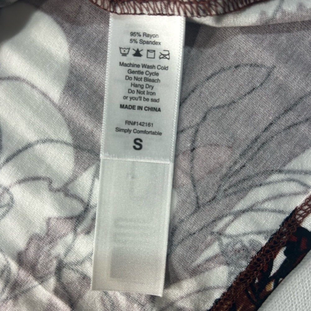 NWT - Lularoe Small Debra Floral Brown and White Women's Top - Picture 8 of 8